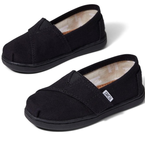 Toms Other - *LikeNew* Tiny Toms unisex size 4 w Box